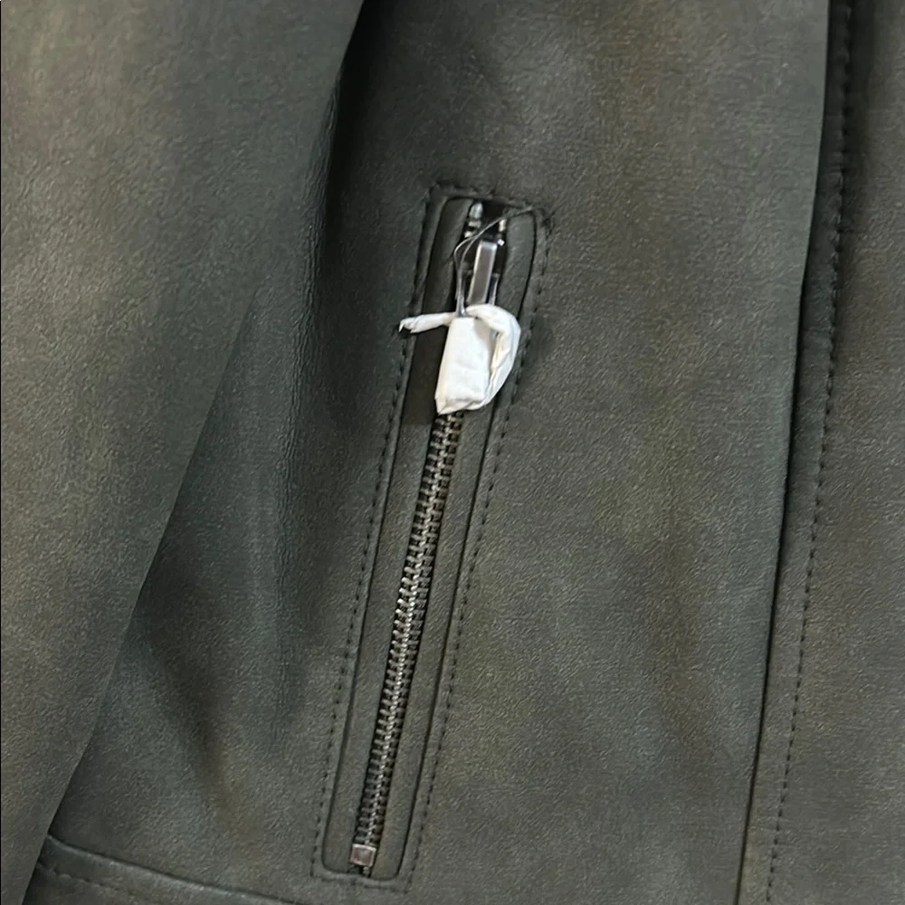 Women's Green Jacket - Picture 6 of 13